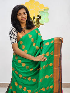 Kanchipuram Blended Fancy Silk Saree 905