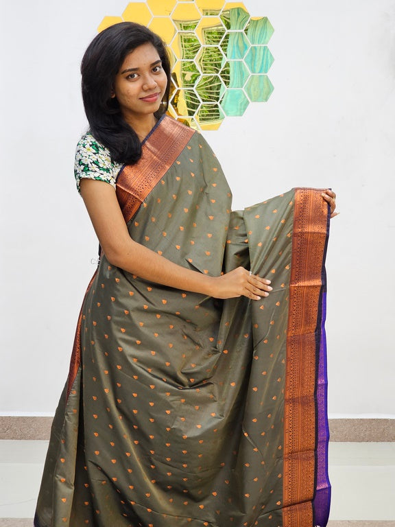 Kanchipuram Blended Fancy Silk Saree 1052