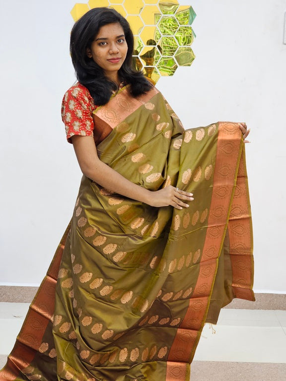 Kanchipuram Blended Fancy Silk Saree 1084