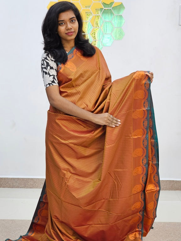 Kanchipuram Blended Gifted Embossed Silk Saree 658