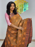 Kanchipuram Blended Gifted Embossed Silk Saree 944