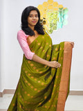 Kanchipuram Blended Gifted Embossed Silk Saree 961