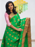 Kanchipuram Blended Gifted Embossed Silk Saree 985