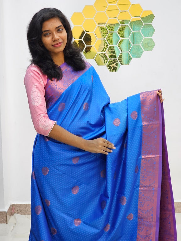 Kanchipuram Blended Gifted Embossed Silk Saree 1014