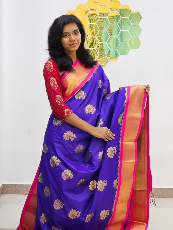 Kanchipuram Blended Gifted Embossed Silk Saree 1081