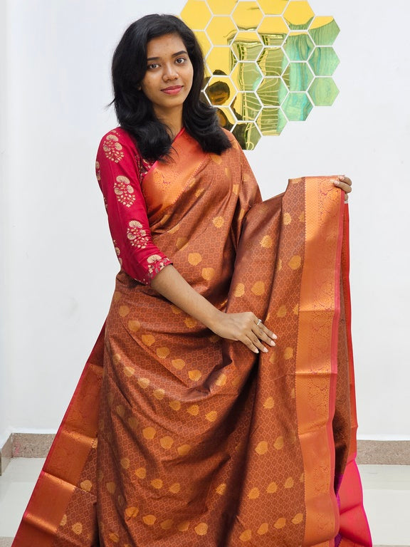 Kanchipuram Blended Gifted Embossed Silk Saree 1092