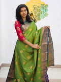 Kanchipuram Blended Gifted Embossed Silk Saree 1093