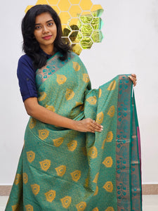 Kanchipuram Blended Gifted Embossed Silk Saree 1144