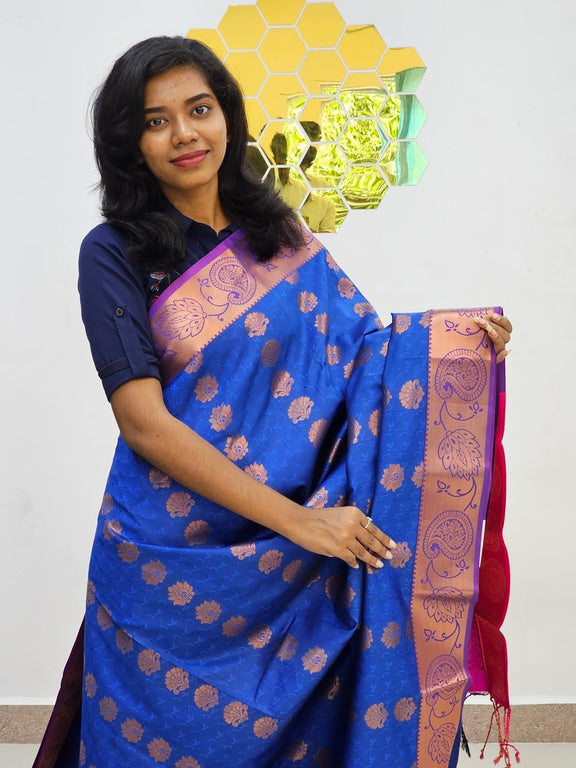 Kanchipuram Blended Gifted Embossed Silk Saree 1152