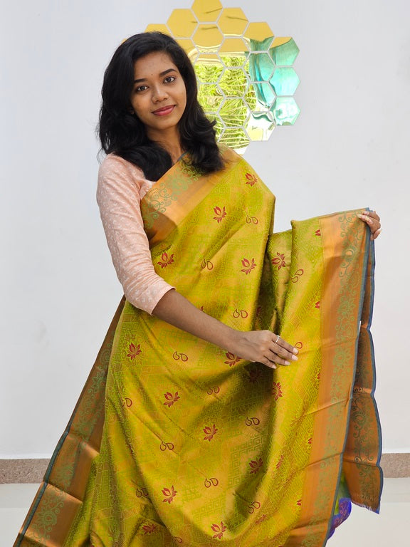 Kanchipuram Blended Mini Bridal silk Saree 127