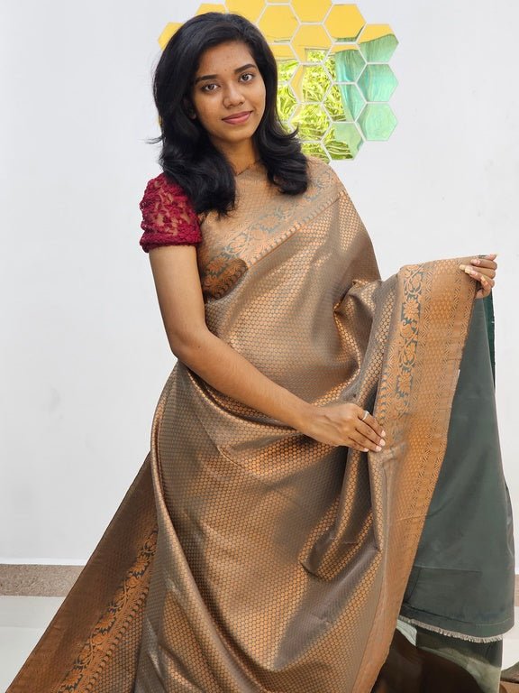 Kanchipuram Blended Bridal Silk Saree 140