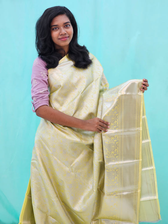 Kanchipuram Blended Tissue Bridal Silk Saree 605