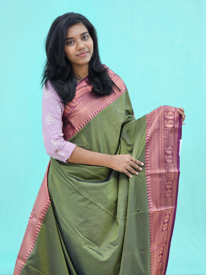 Kanchipuram Blended Trending Silk Saree 143