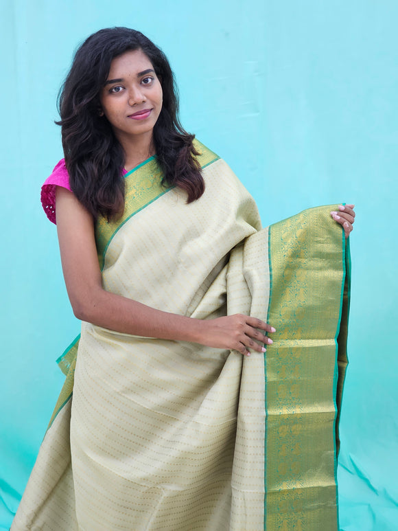 Kanchipuram Pure Luxurious Silk Saree 011