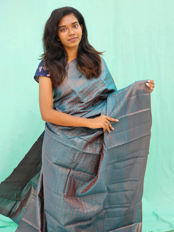 Kanchipuram Blended Copper Fancy Silk Saree 018