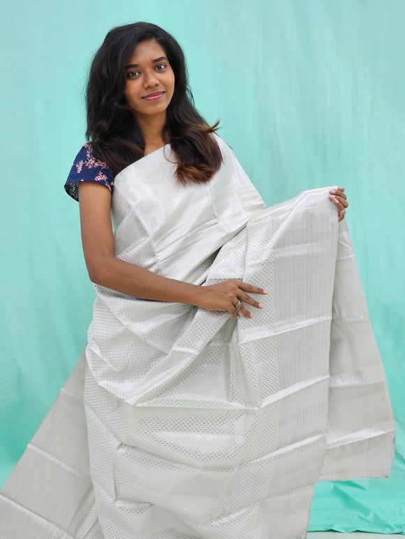 Kanchipuram Blended Self Tissue Silk Saree 012