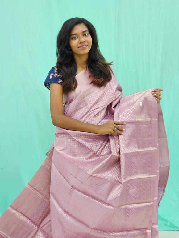 Kanchipuram Blended Self Tissue Silk Saree 015