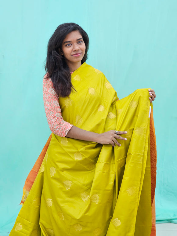 Kanchipuram Blended Gifted Silk Saree 038