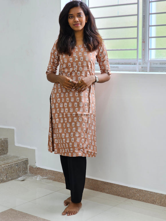 Trending Women Kurtis 006
