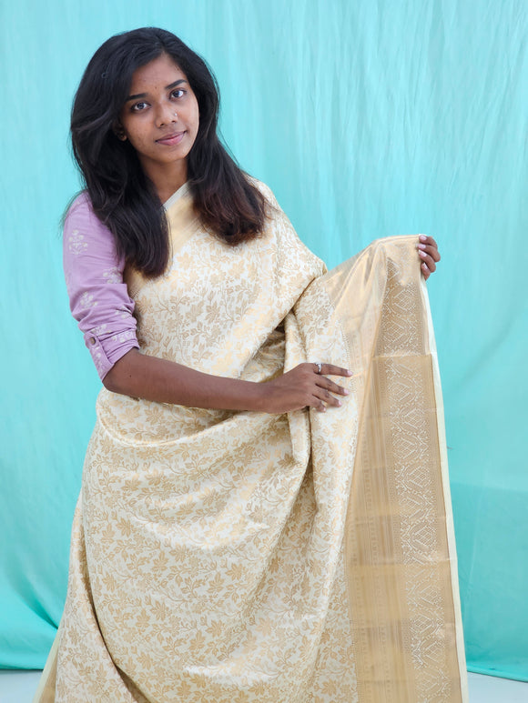 Kanchipuram Blended Trendy Tissue Silk Saree 048