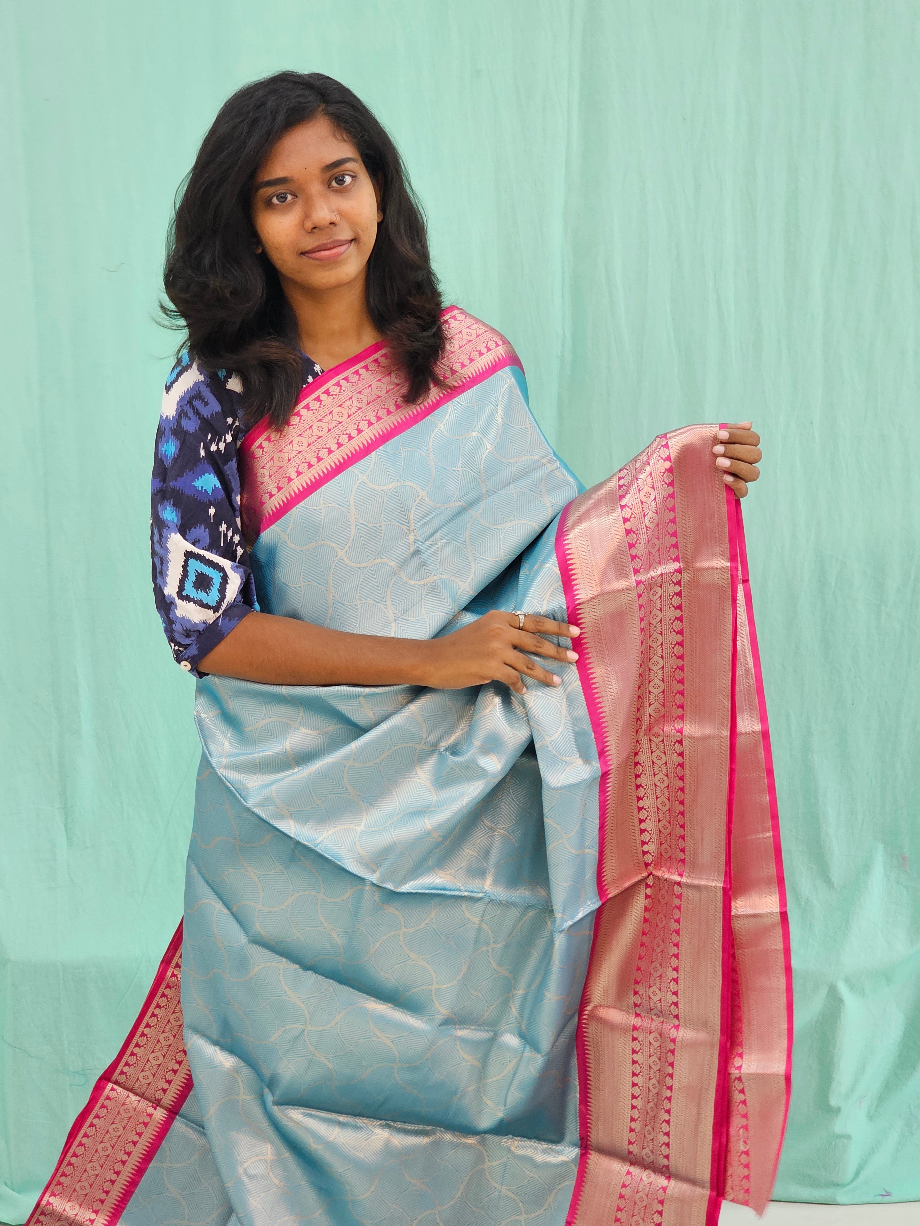 Kanchipuram Blended Mini Bridal Silk Saree 229