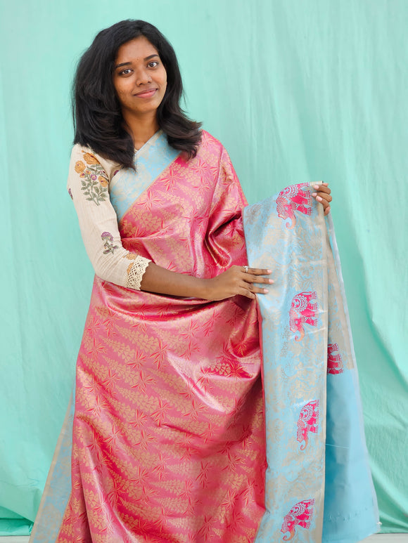 Kanchipuram Blended Grand Tissue Silk Saree 033