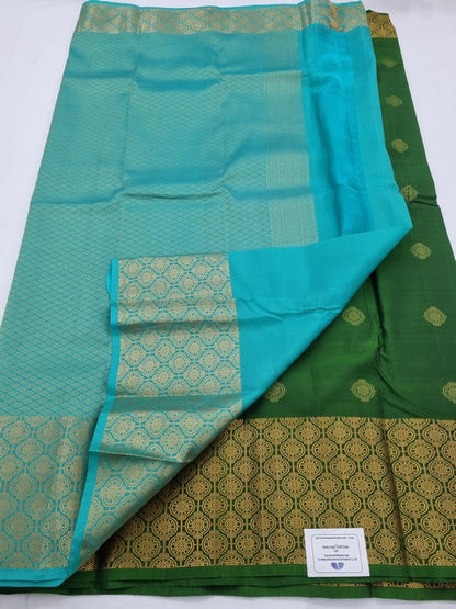 Gold And Green Kanchipuram Pure Silk Saree With Temple Border – Kanchipuram Lakshaya Silks