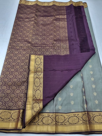 Gold And Maroon Kanchipuram Pure Silk Saree With Floral Motif – Kanchipuram Lakshaya Silks
