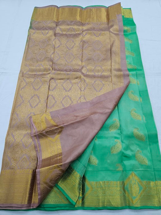 Gold And Green Kanchipuram Pure Silk Saree With Floral Pattern – Kanchipuram Lakshaya Silks