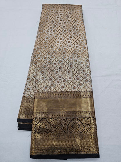 Gold And Black Kanchipuram Pure Silk Saree With Floral Design On Border – Kanchipuram Lakshaya Silks