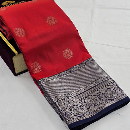 Kanchipuram Pure Silk Sarees - Gold and Black – Kanchipuram Lakshaya Silks