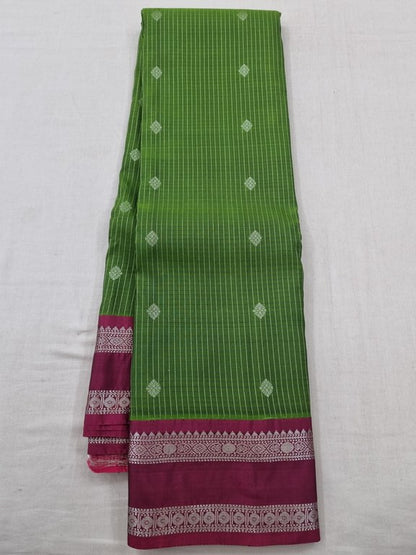 Red And Black Kanchipuram Pure Silk Saree With Diamond Pattern – Kanchipuram Lakshaya Silks