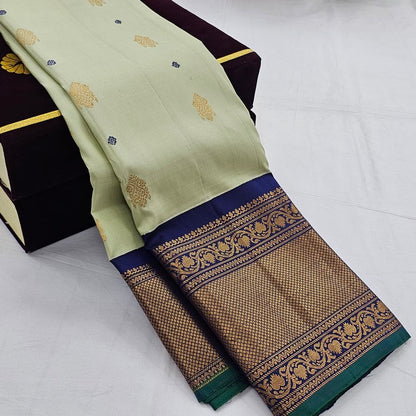 Pista Green And Navy Blue Kanchipuram Pure Silk Saree – Kanchipuram Lakshaya Silks