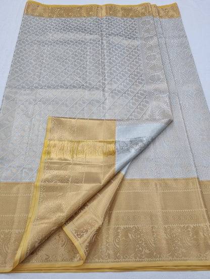 Yellow And Gold Kanchipuram Pure Silk Saree With Lace