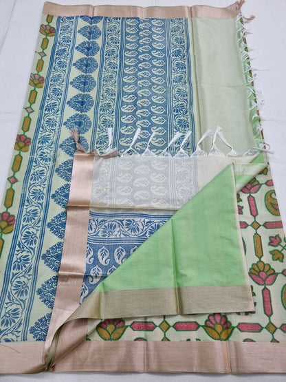 White And Blue Kanchipuram Pure Silk Saree With Floral Design On Border – Kanchipuram Lakshaya Silks