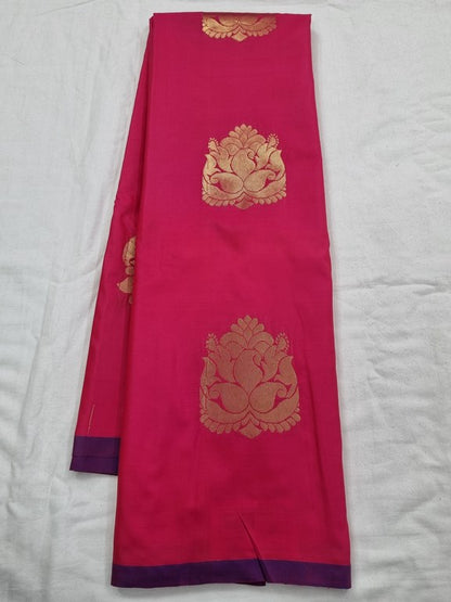 Red And Cream Kanchipuram Pure Silk Saree With Floral Motif – Kanchipuram Lakshaya Silks