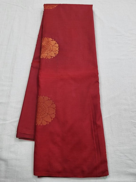 Red And Red Kanchipuram Pure Silk Saree With Floral Pattern