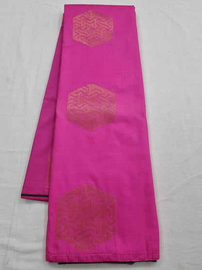 Pink And Maroon Kanchipuram Pure Silk Saree With Traditional Motif – Kanchipuram Lakshaya Silks