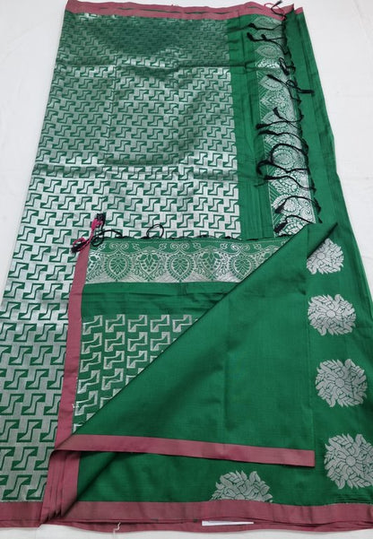 Red And Green Kanchipuram Pure Silk Saree With Leaf Motif – Kanchipuram Lakshaya Silks