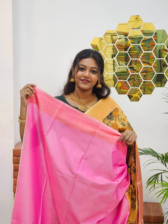 Kanchipuram Blended Trendy Soft Silk Saree 651