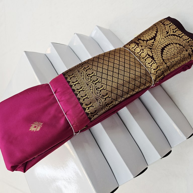 Kanchipuram Blended Semi Gadwal Silk Sarees 311