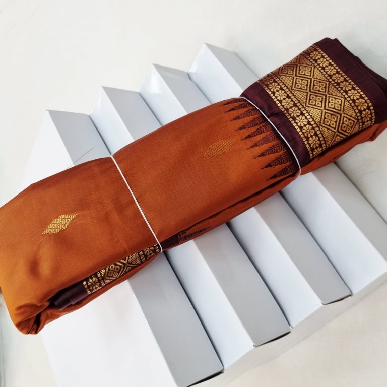 Kanchipuram Blended Semi Gadwal Silk Sarees 342