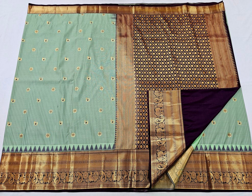 Trendy Kanchipuram Blended Vintage Bridal Silk Sarees 005