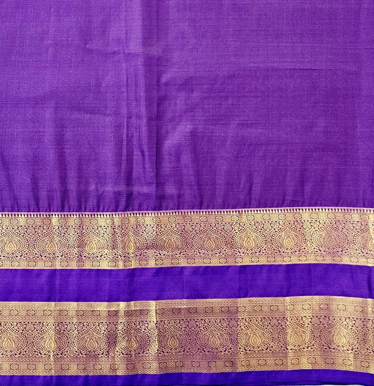 Trendy Kanchipuram Blended Vintage Bridal Silk Sarees 007