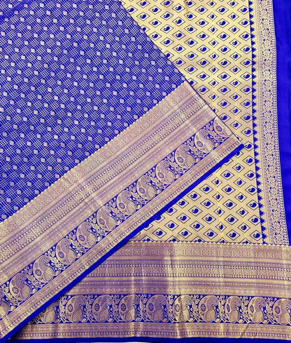 Trendy Kanchipuram Blended Vintage Bridal Silk Sarees 008