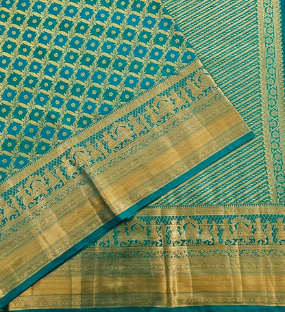 Trendy Kanchipuram Blended Vintage Bridal Silk Sarees 013