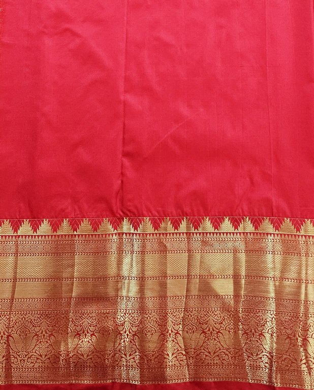 Trendy Kanchipuram Blended Vintage Bridal Silk Sarees 017