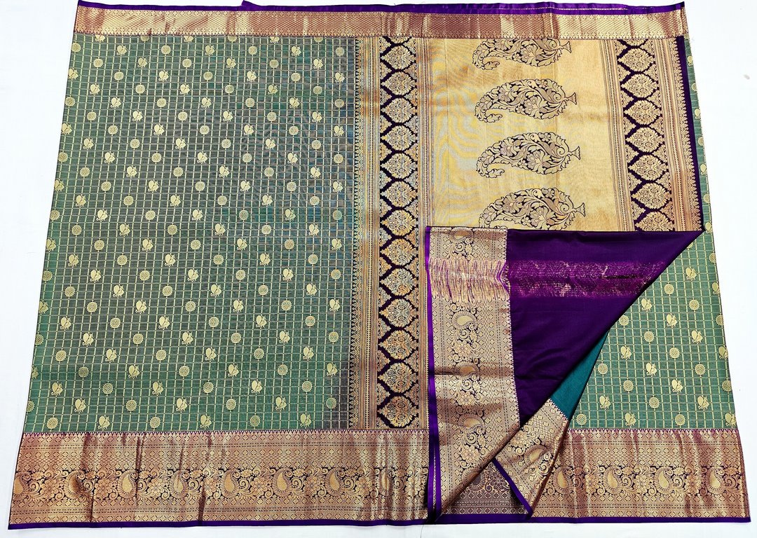 Trendy Kanchipuram Blended Vintage Bridal Silk Sarees 021