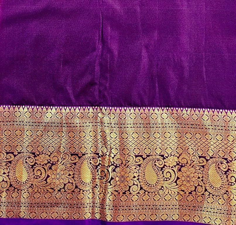 Trendy Kanchipuram Blended Vintage Bridal Silk Sarees 021