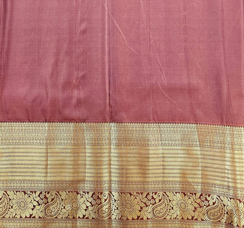 Trendy Kanchipuram Blended Vintage Bridal Silk Sarees 024